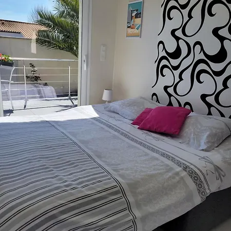 Le Logis Du Palmier * Breuillet (Charente-Maritime)